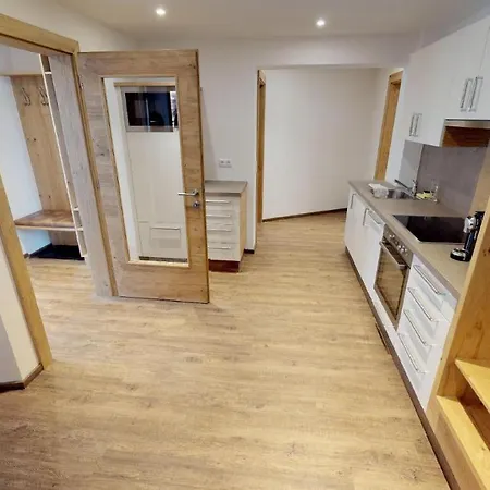 Guest house Bergkristall 3*