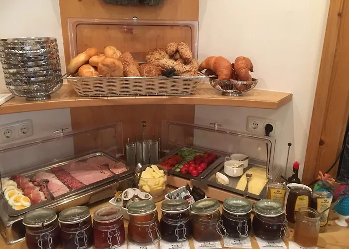 בית הארחה Bergkristall 3*